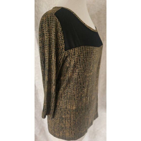 f5 Cato blouse, green with sheer black front neckline - Picture 2 of 7